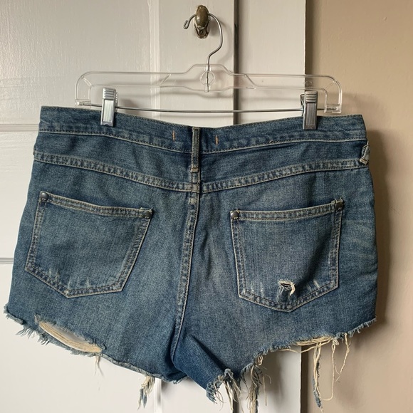 Free People Distressed Cut Off Denim Shorts - Picture 2 of 4